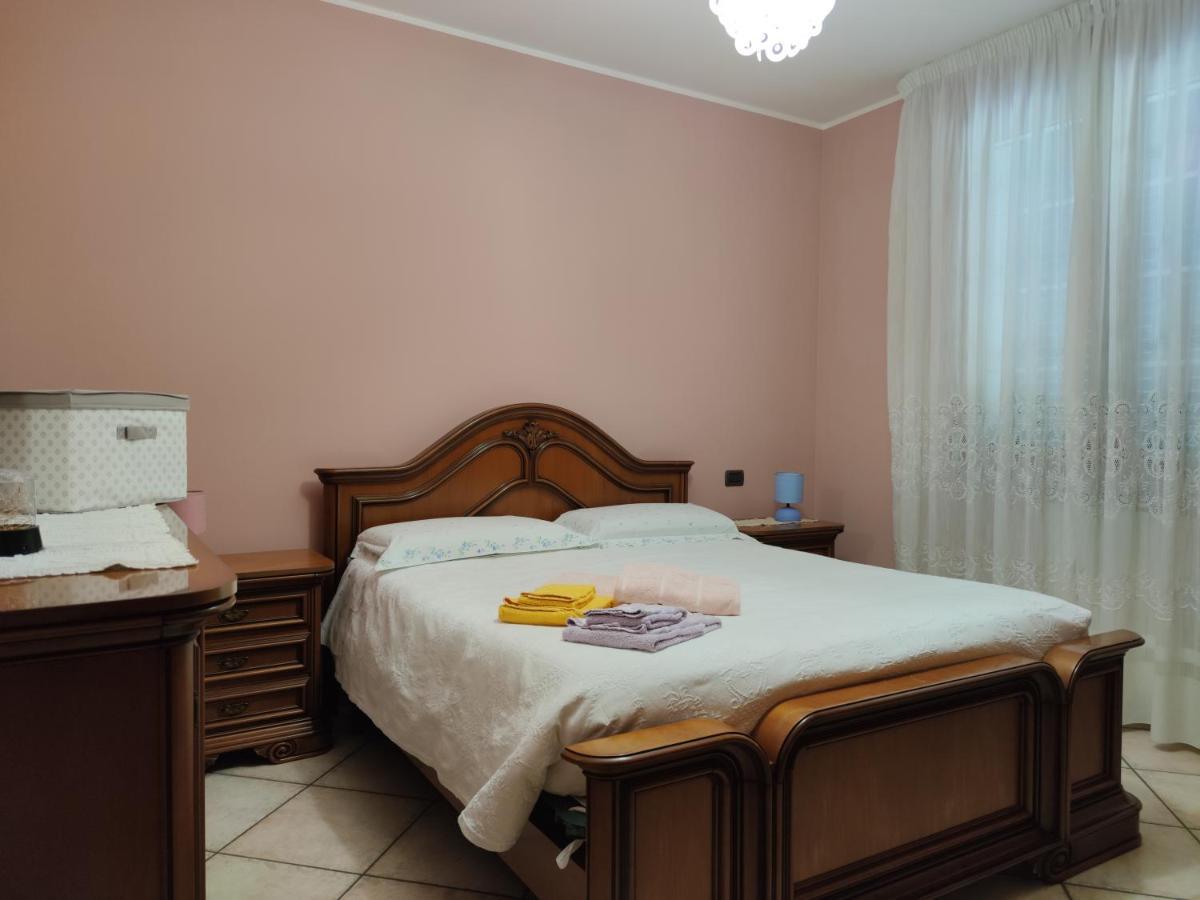 Апартаменти Relax In Collina A Due Passi Dal Mare Torriana Екстер'єр фото
