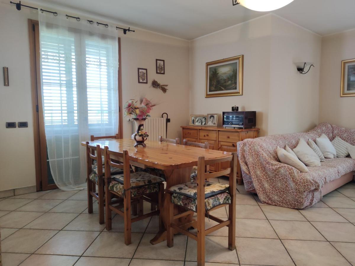 Апартаменти Relax In Collina A Due Passi Dal Mare Torriana Екстер'єр фото