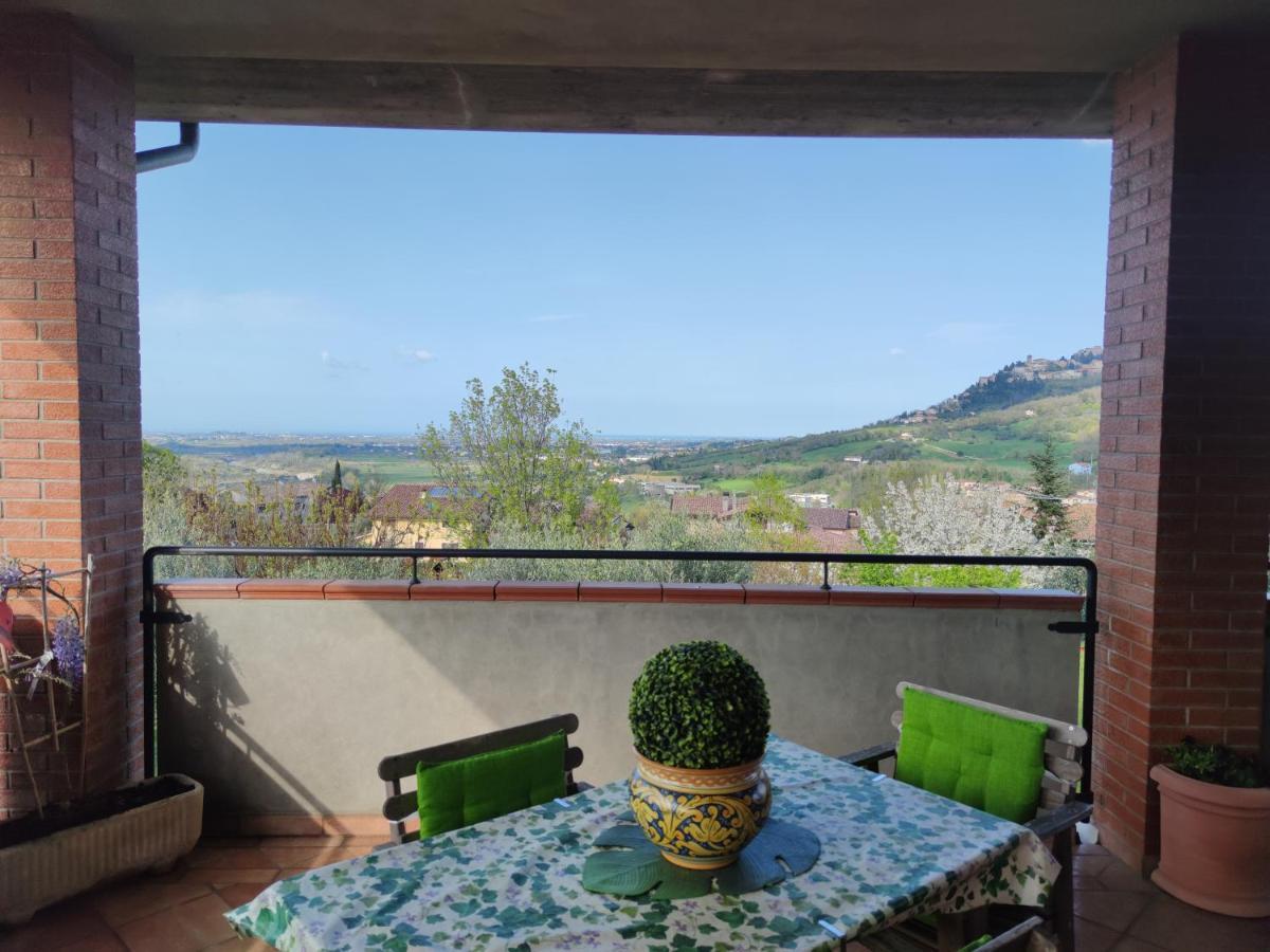 Апартаменти Relax In Collina A Due Passi Dal Mare Torriana Екстер'єр фото